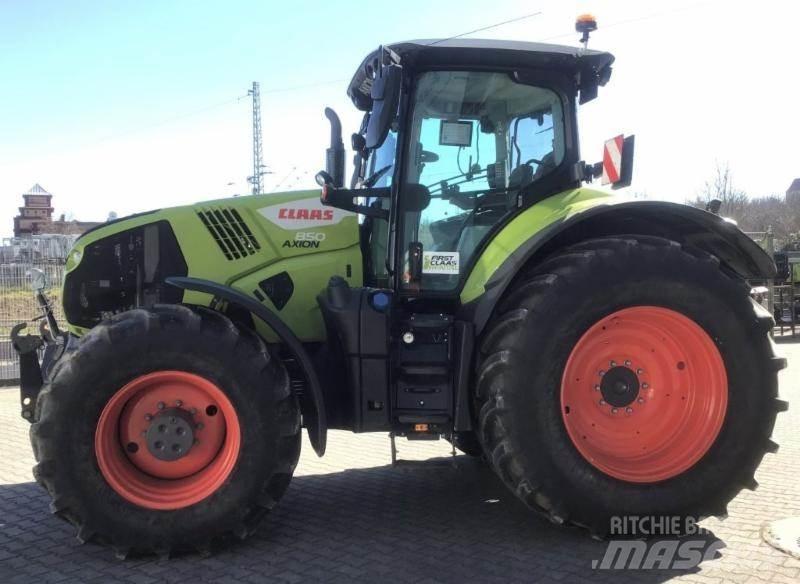 CLAAS AXION 850 Трактори