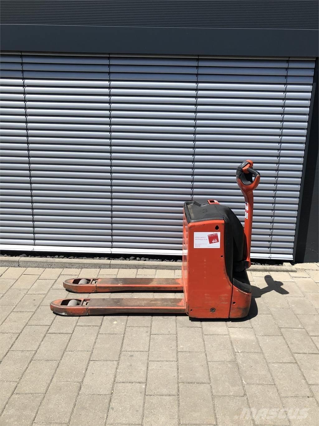 Linde T16 Колички високоповдигачи с теглич