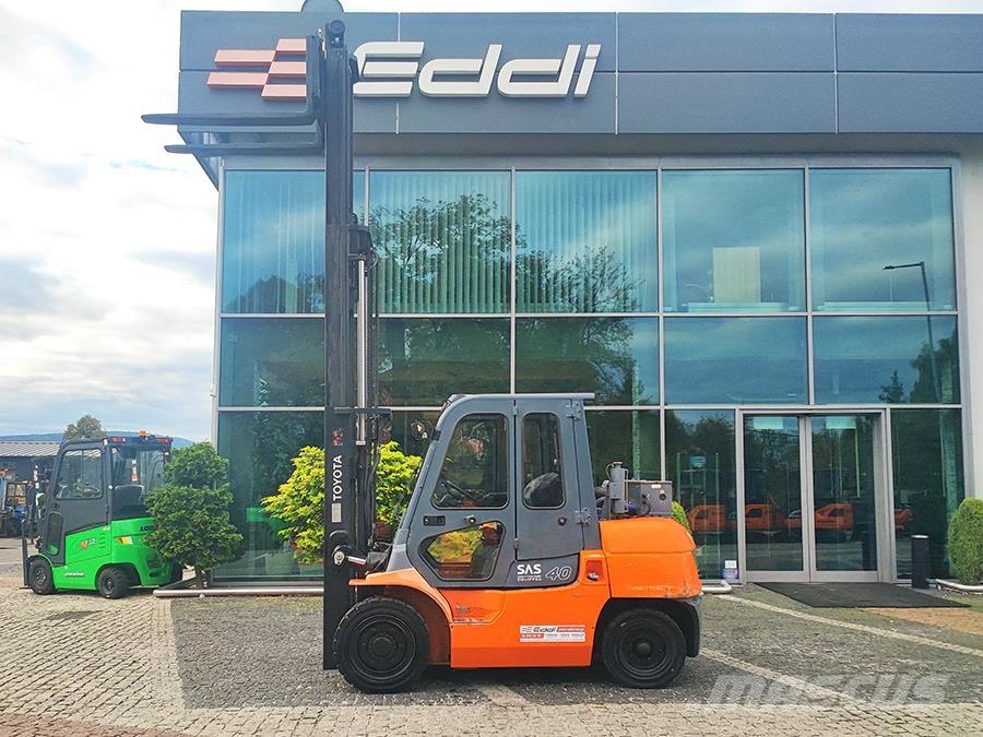 Toyota 02-7FD35 Дизелови камиони