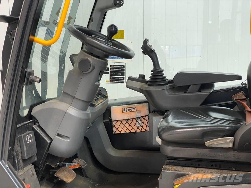 JCB TLT30-19D-2WD Дизелови камиони