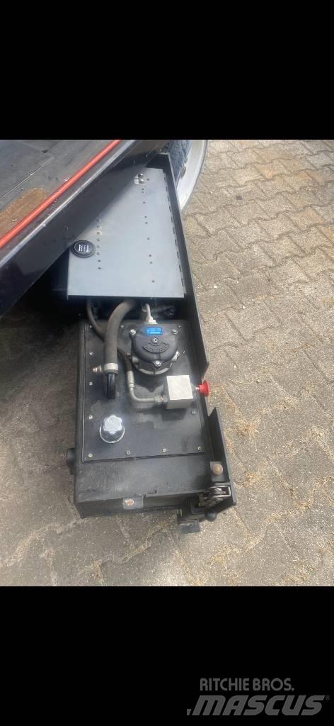 SkyJack SJ III 3226 Ножични работни платформи