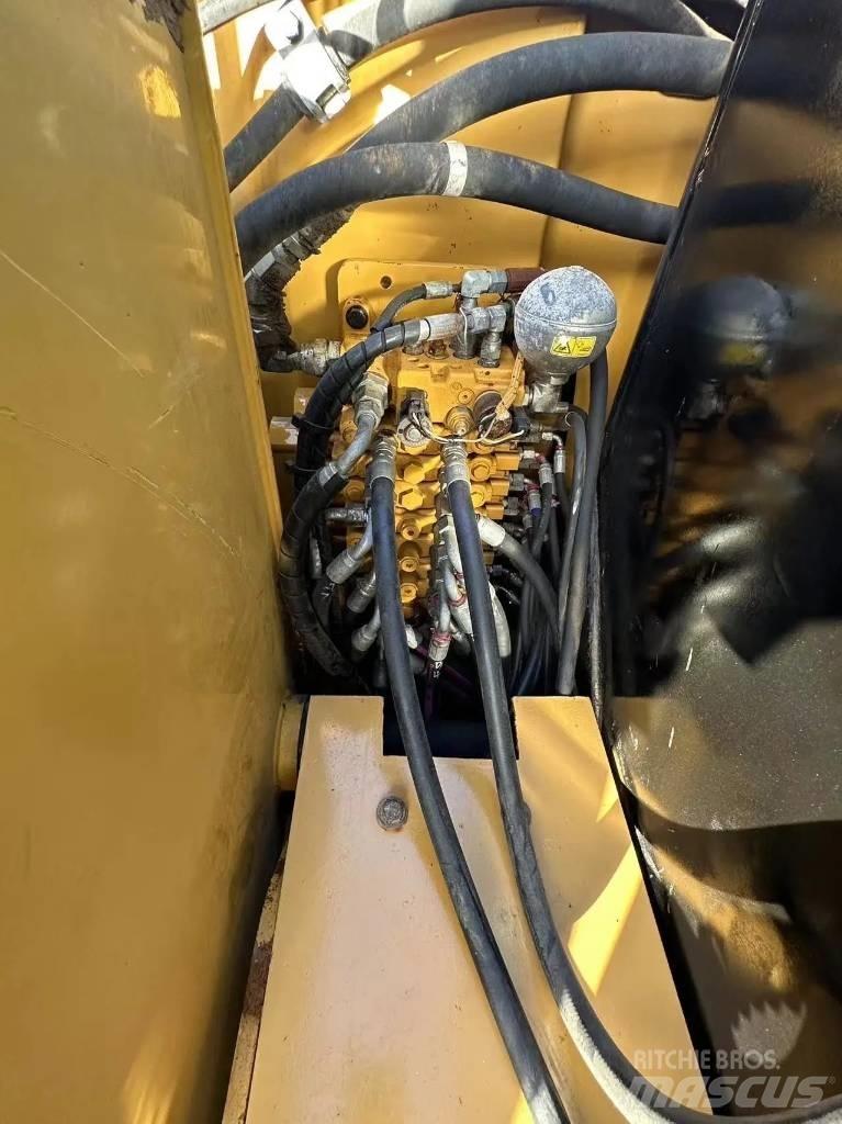 CAT 305.5E2 Верижен екскаватор