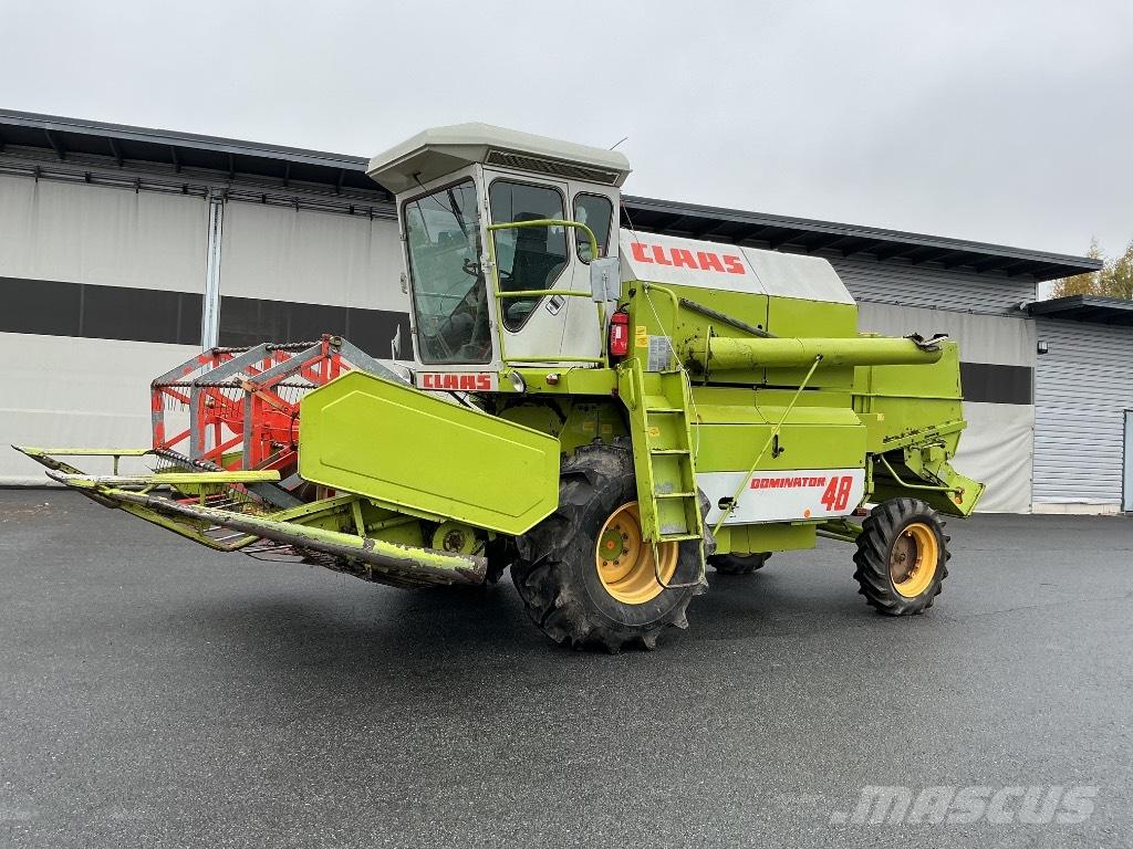 CLAAS 48 Комбайни