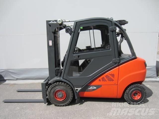 Linde H 30 D-03 Дизелови камиони