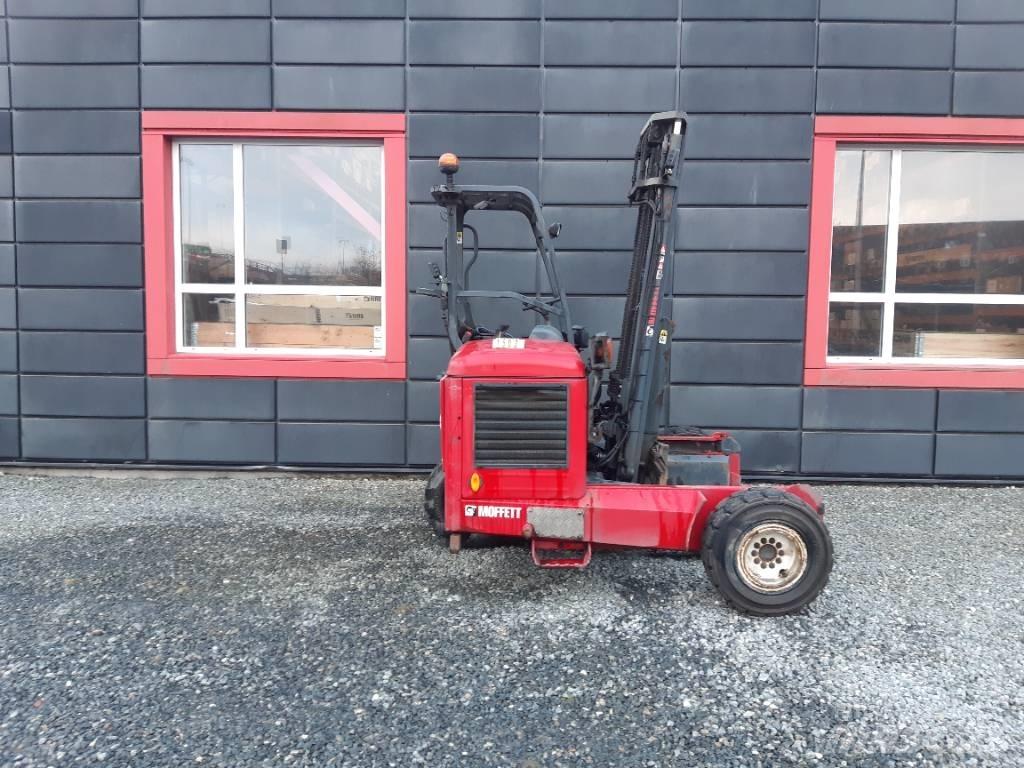 Moffett M5 25.3 Вилични кари-повдигачи - други