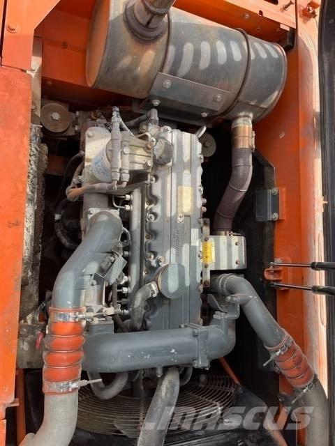 Doosan DX 225 LC Верижен екскаватор