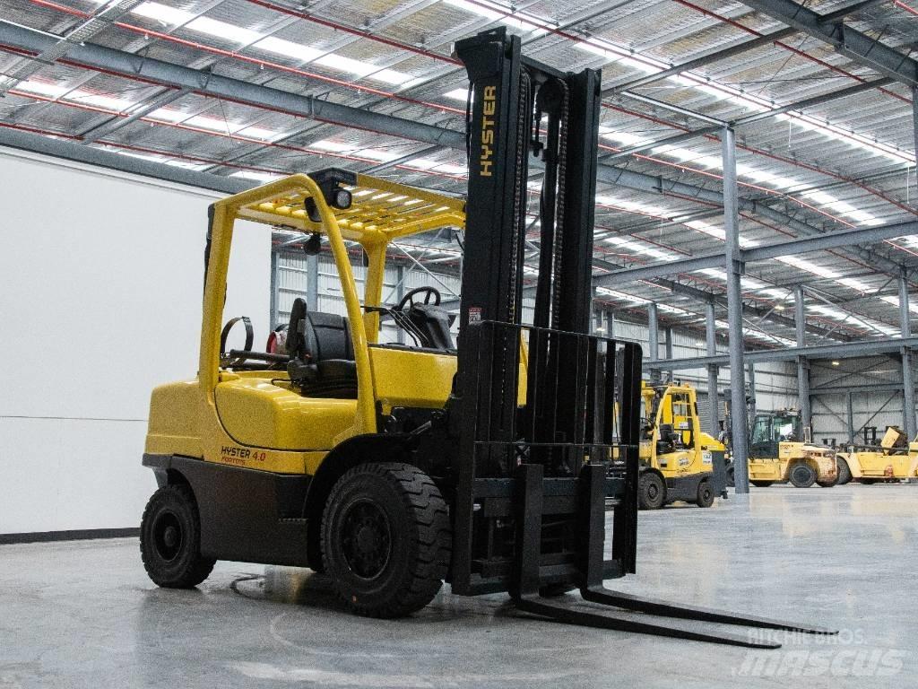 Hyster H4.0FT6 Камиони с АГУ
