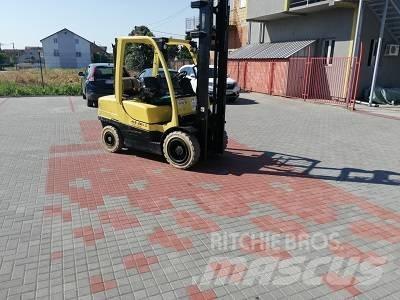 Hyster H 35 FT Камиони с АГУ