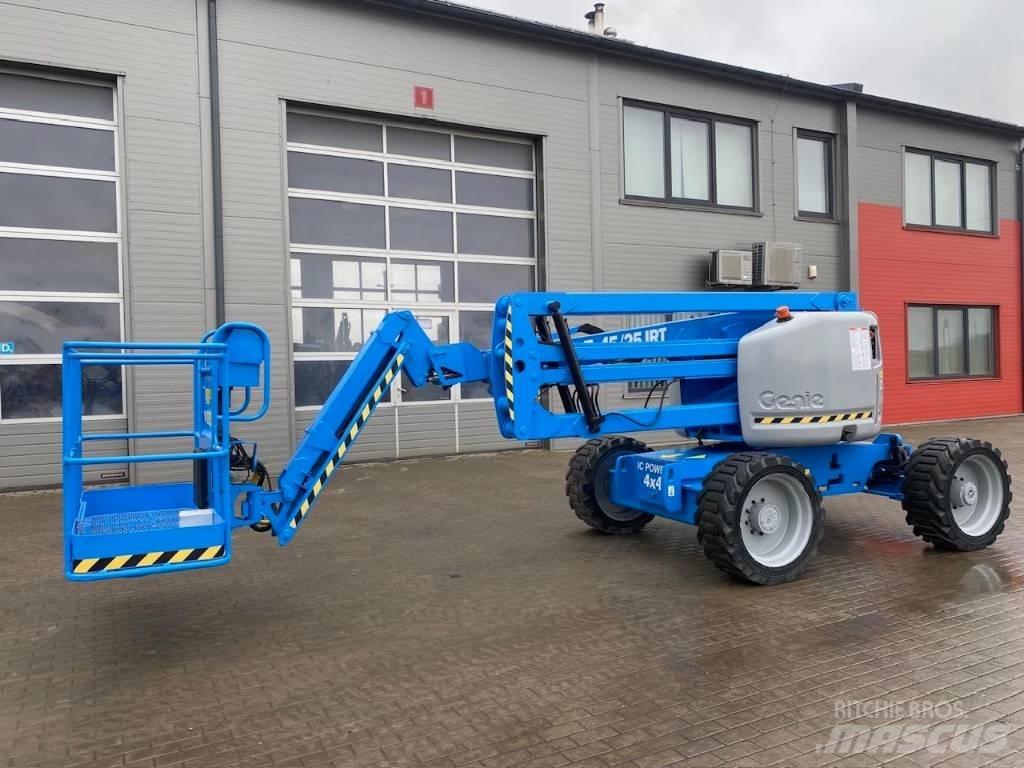 Genie Z 45/25 J RT Съчленени стрелови подемници