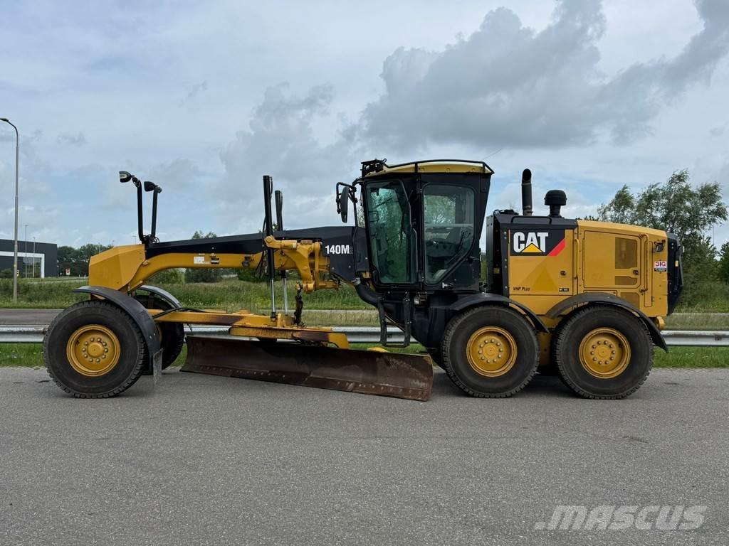 CAT 140M2 Грейдери