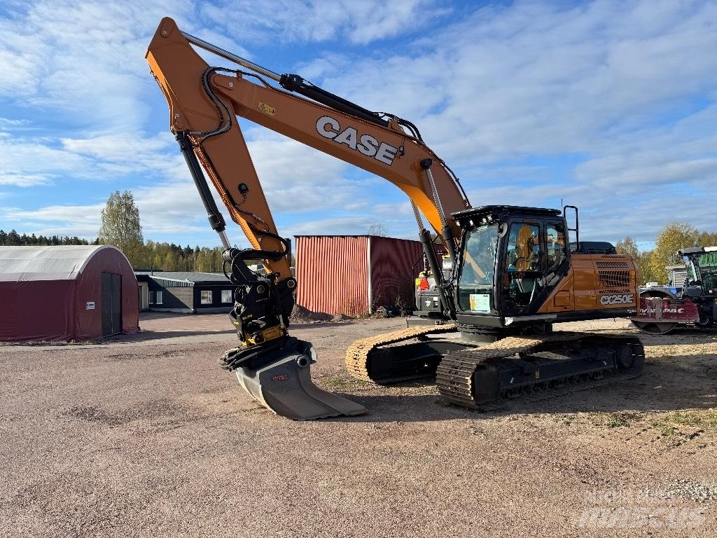 CASE CX250E Верижен екскаватор
