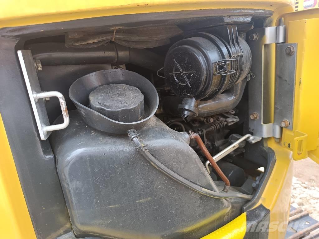 Komatsu PC 18 Верижен екскаватор