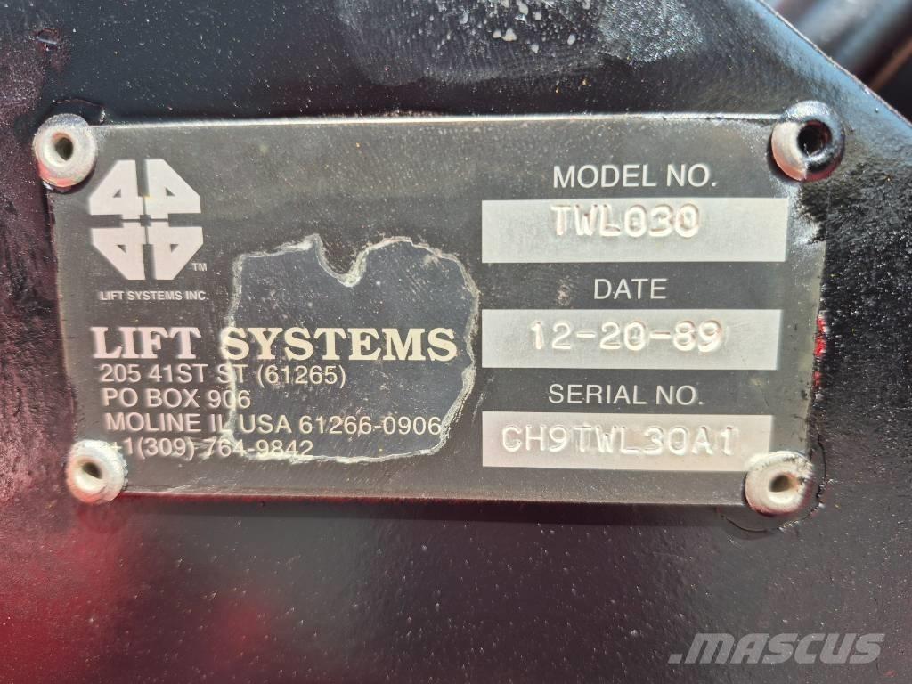  Lift Systems TWL030 Всъдеходни кранове