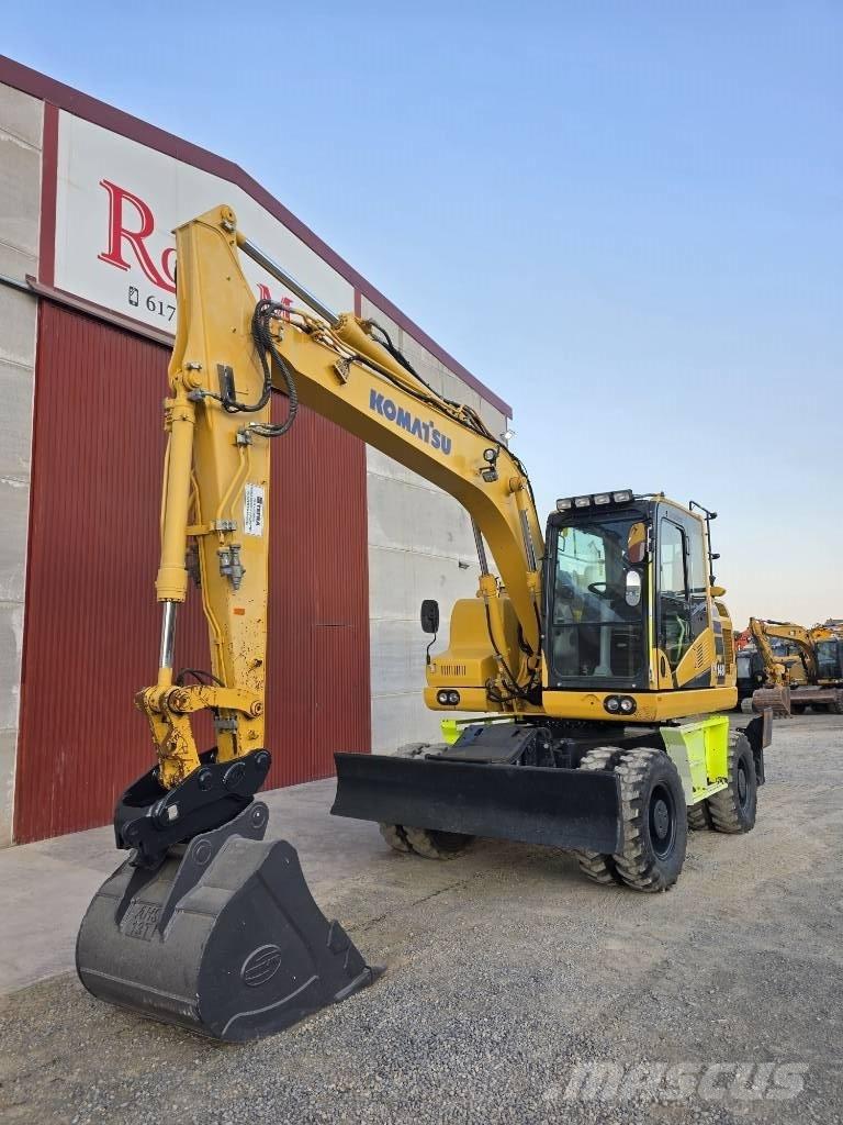 Komatsu PW 148-11 Верижни булдозери
