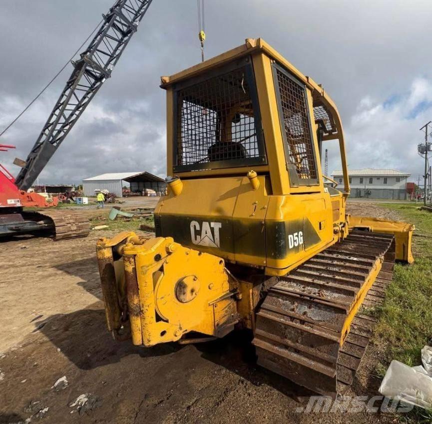 CAT D 5 G LGP Верижни булдозери

