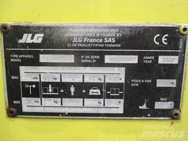 JLG Toucan 1210 Съчленени стрелови подемници