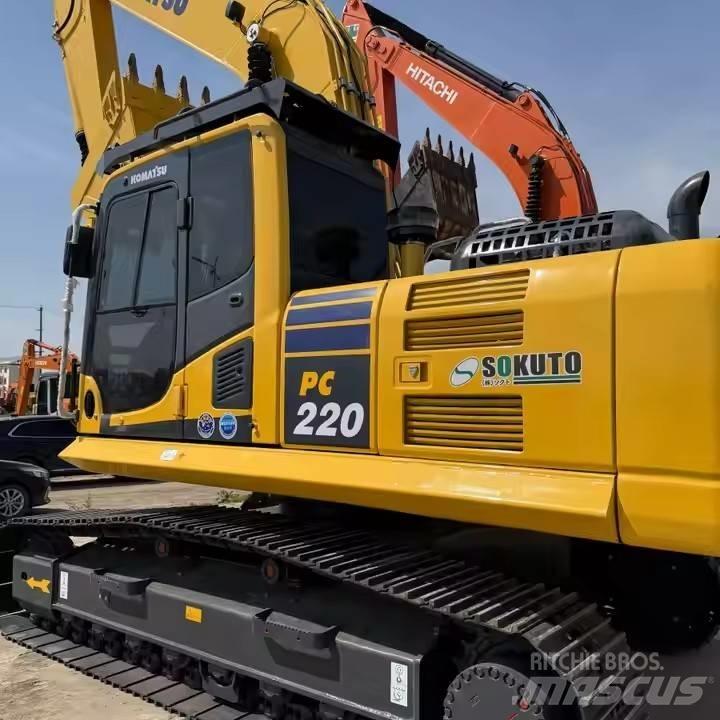 Komatsu PC220-8 Верижен екскаватор