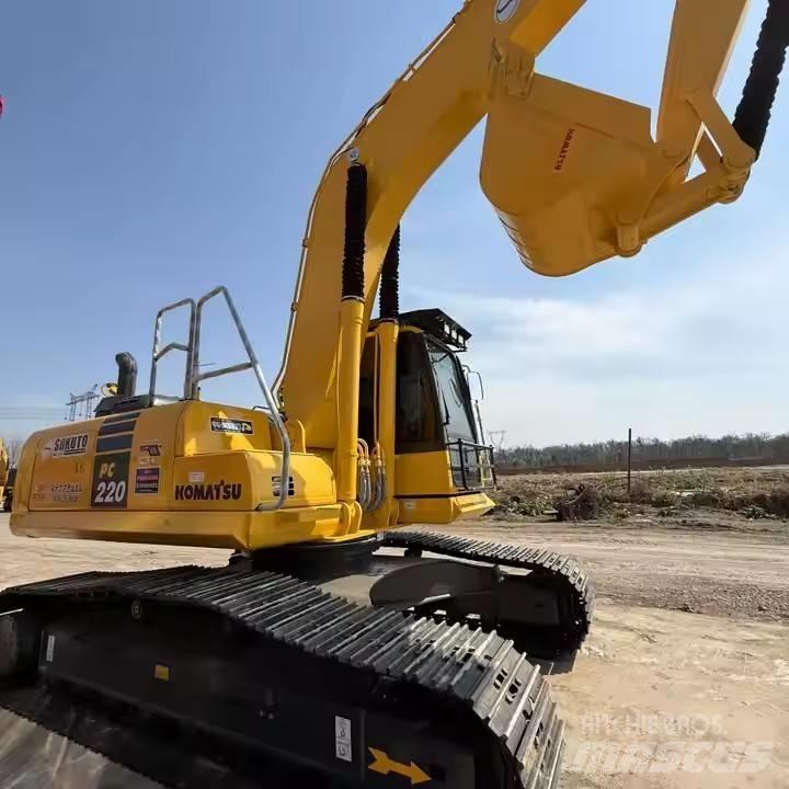 Komatsu PC220-8 Верижен екскаватор