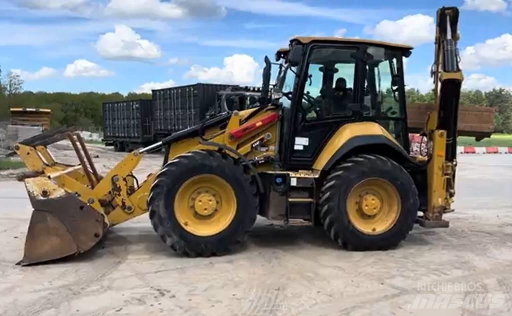 CAT 444 E 4x4 Товарач със заден ексватор