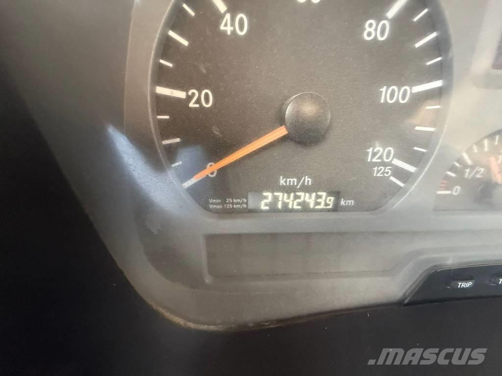 Mercedes-Benz 1833 Камиони с кран с кука