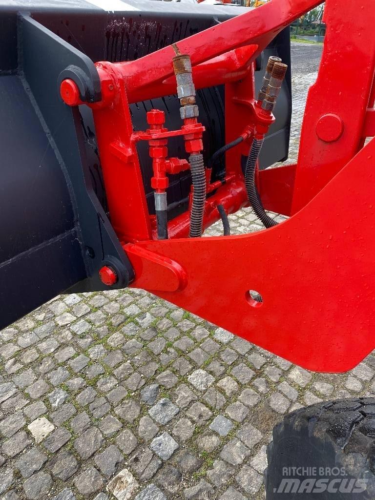 Manitou AS90 Колесни товарачи