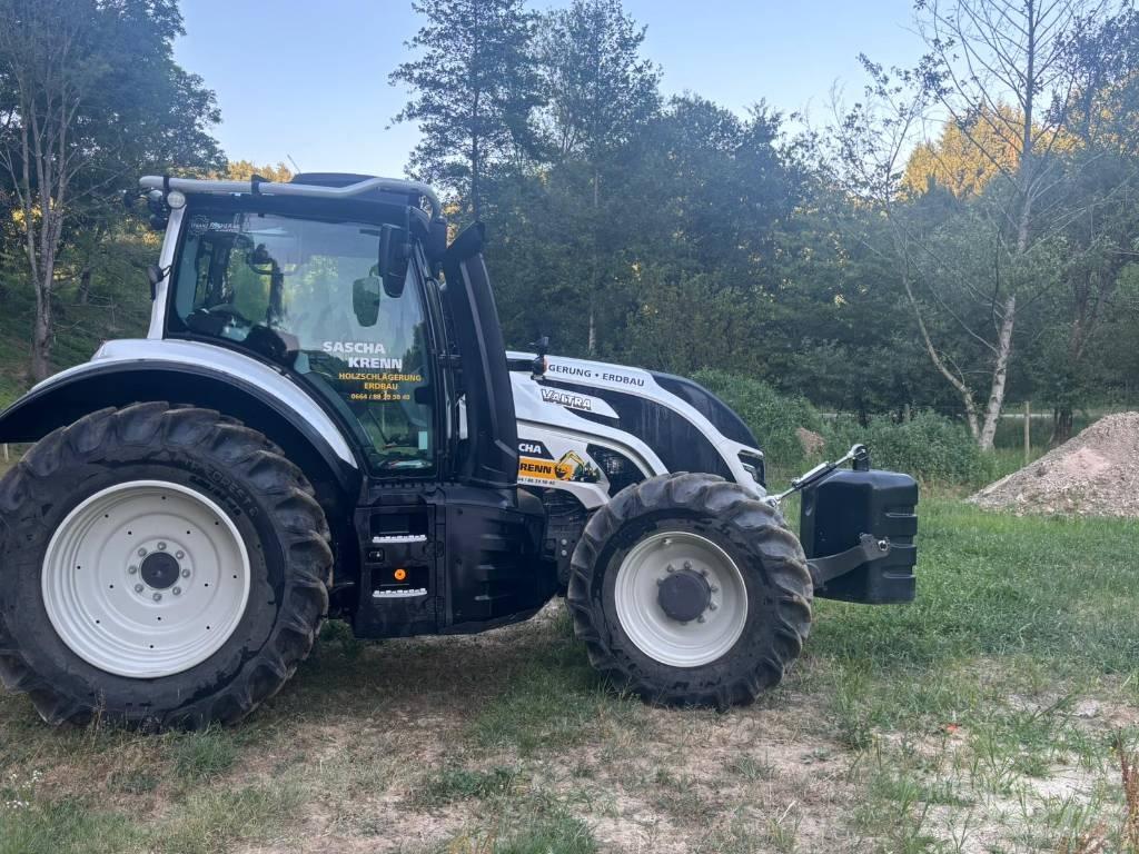 Valtra T 145 Горски трактори