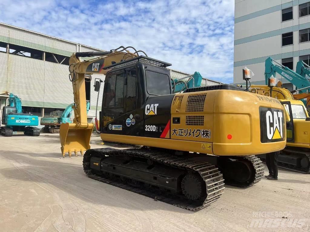 CAT 320 D Верижен екскаватор