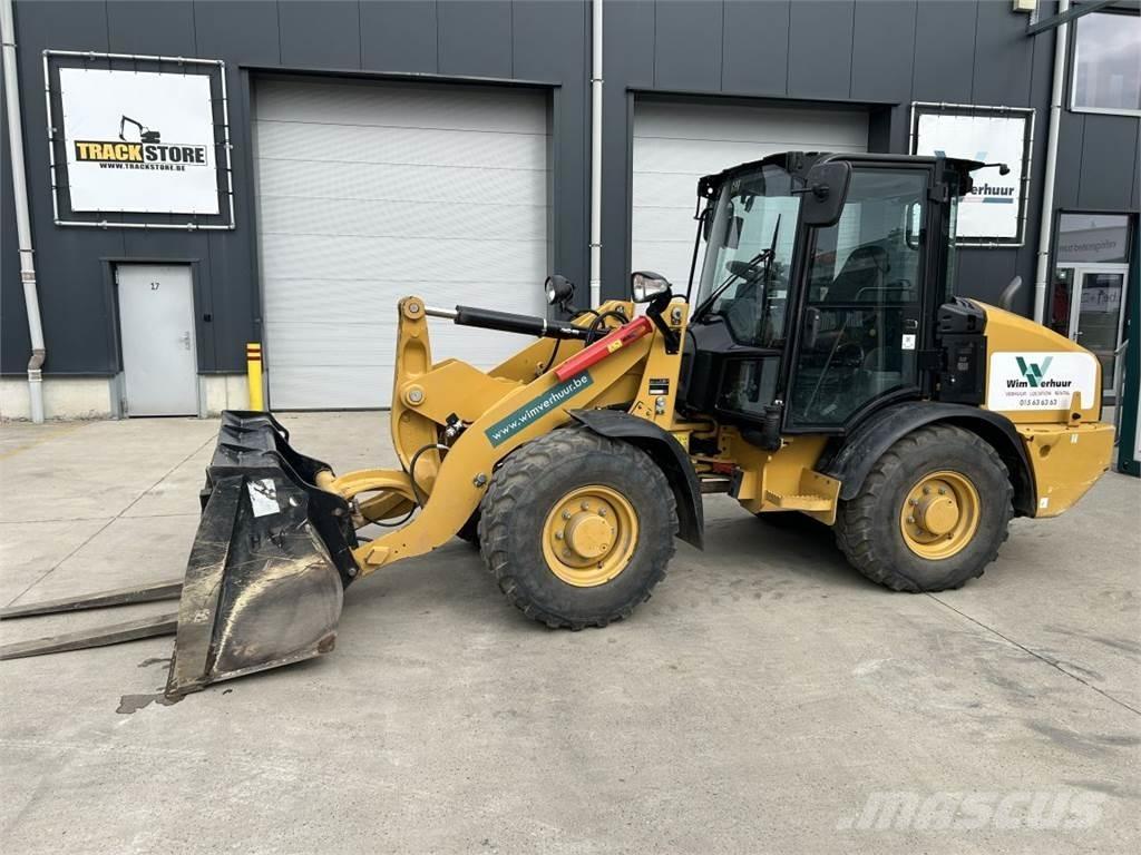 CAT 906M (8758) Многофункционални товарачи