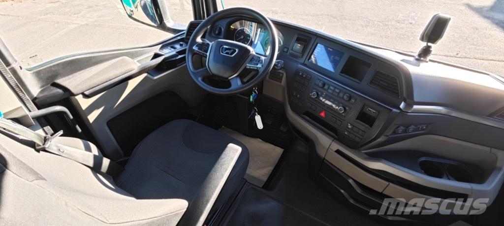 MAN TGX 18.470 Брезентови камиони
