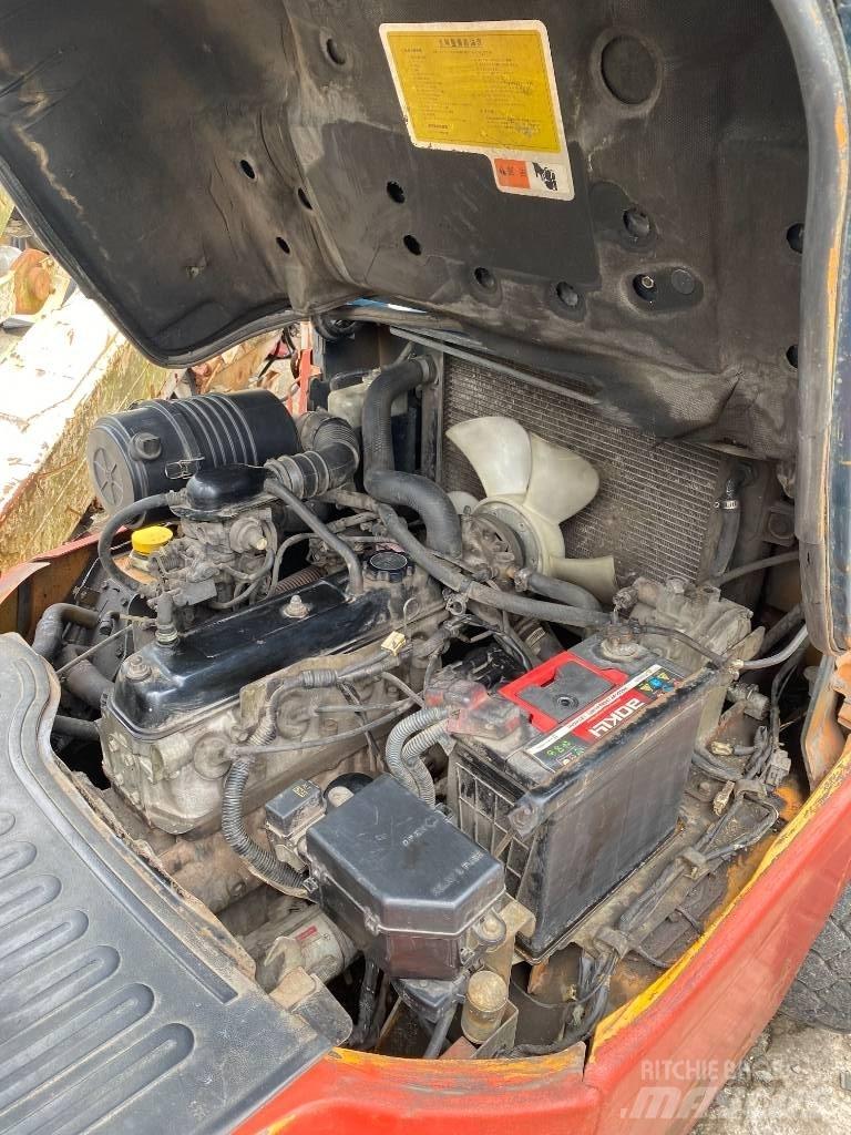 Toyota 42-7 FG 25 Камиони с АГУ
