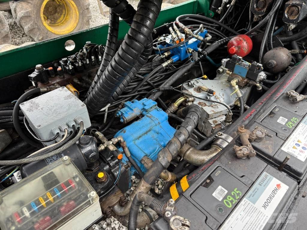 Timberjack 810 B Форуардери