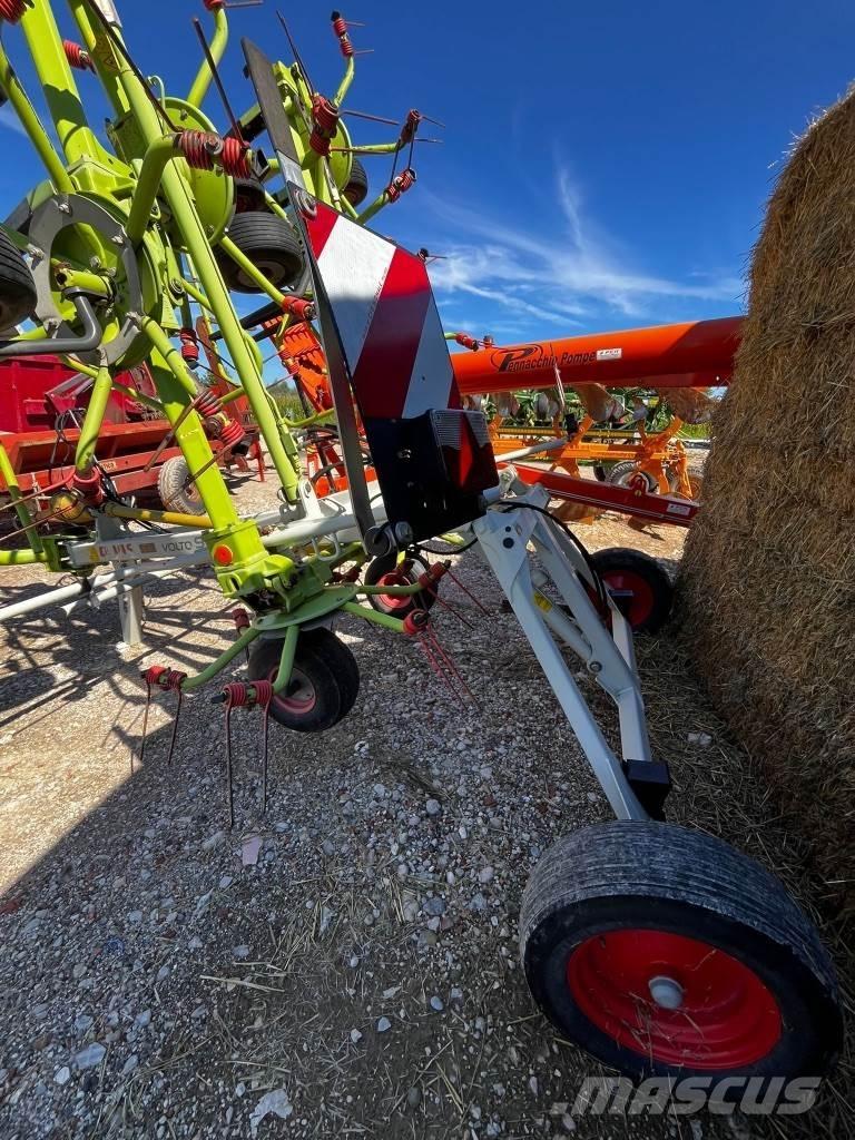 CLAAS Volto 900 T Гребла и сенообръщачки