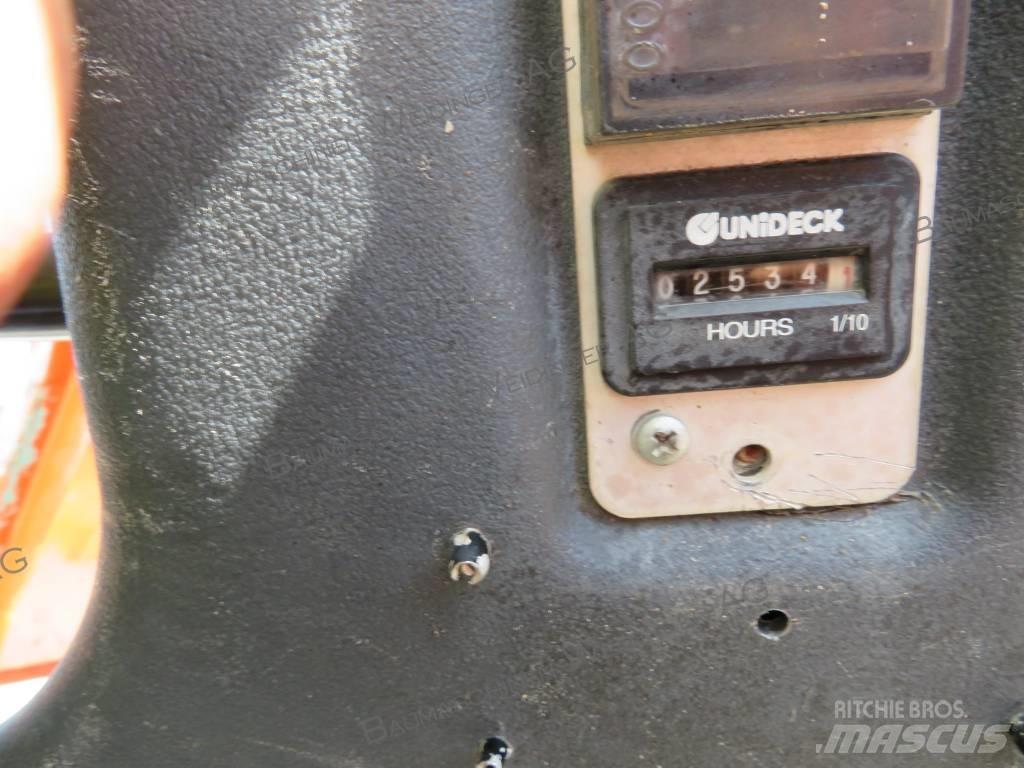 Ausa D 600 APG Странични самосвали