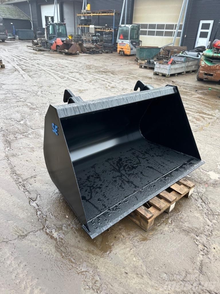 JCB Jordskovl Кофи