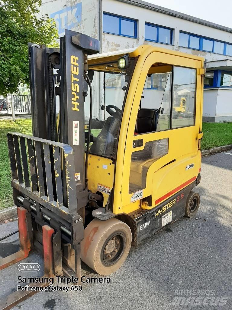 Hyster J2.0XN Електрически вилични кари-повдигачи