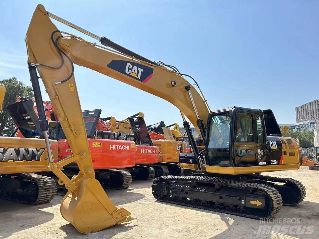 CAT 323 D Верижен екскаватор