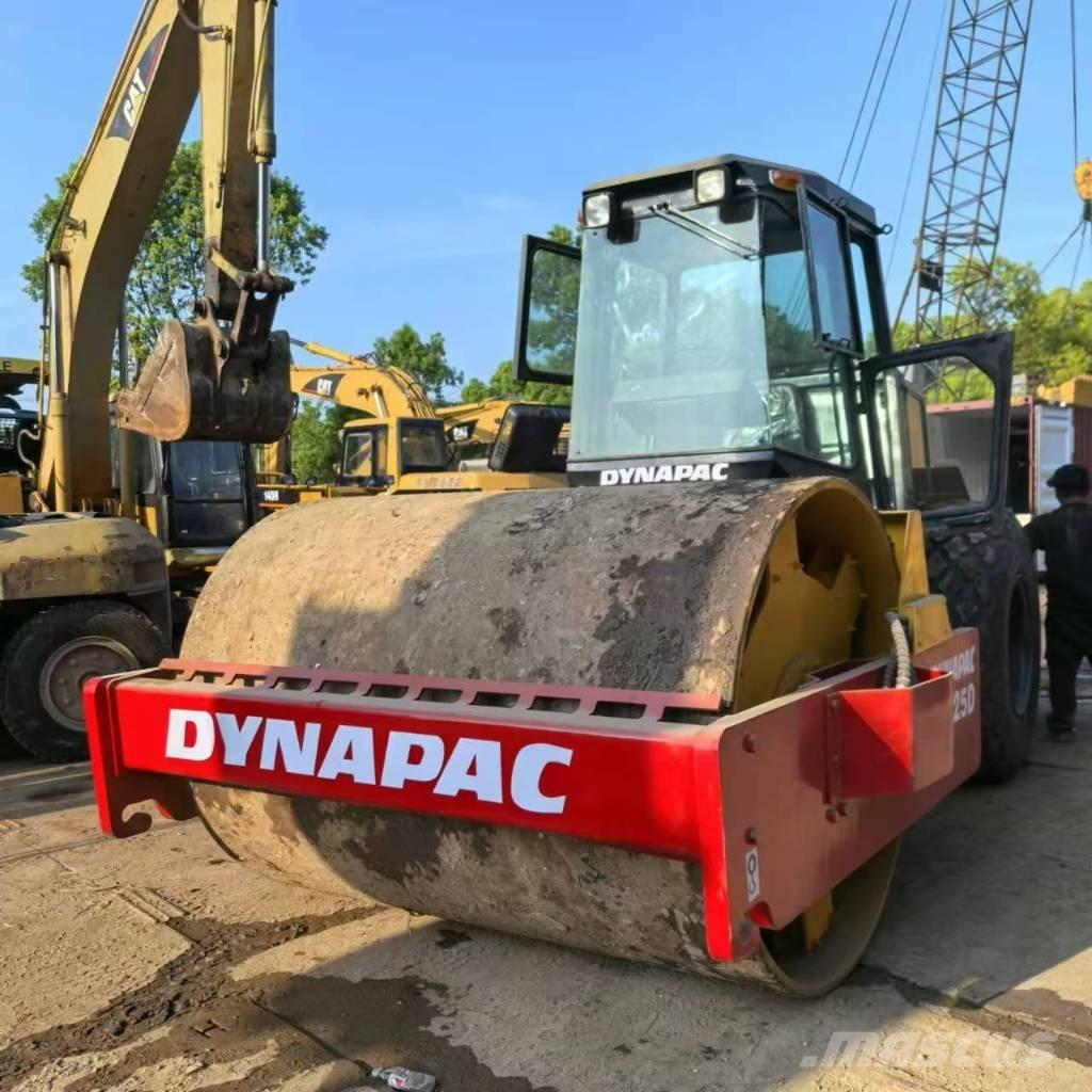 Dynapac CA 25 D Еднобарабанни ролки
