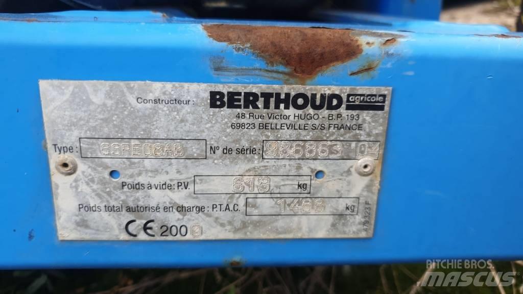 Berthoud Winair 1500 Пръскачки на торове