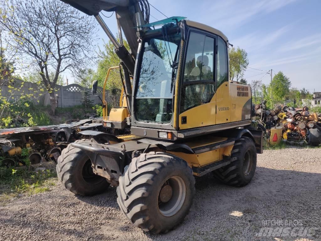 Volvo EW 140 C Колесни екскаватори