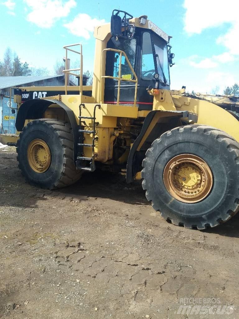 CAT 980 F II Колесни товарачи