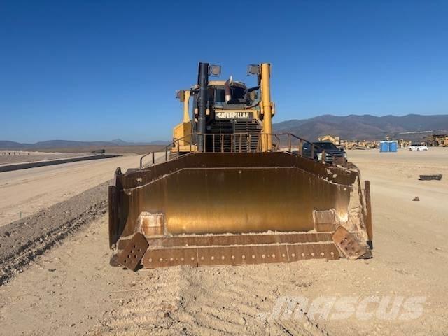 CAT D 8 T Верижни булдозери
