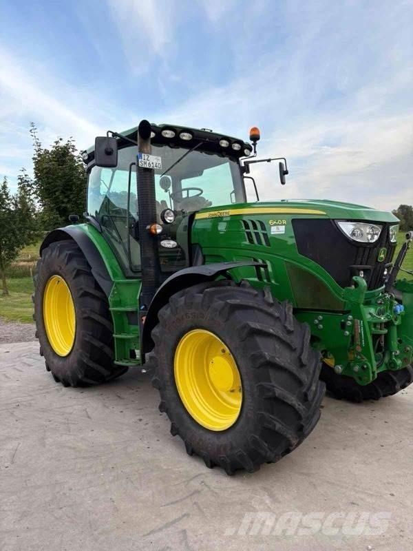 John Deere 6140R Трактори