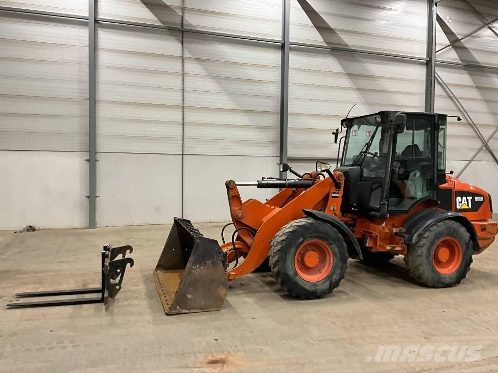 CAT 908 H Колесни товарачи