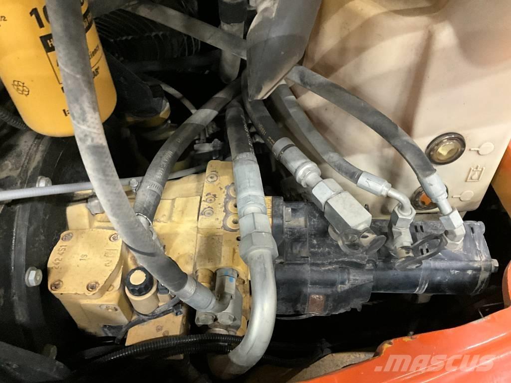 CAT 908 H Колесни товарачи