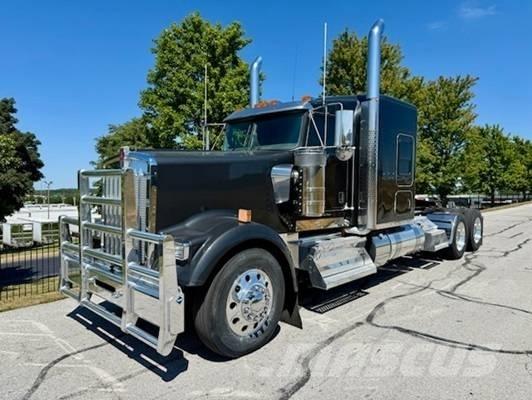 Kenworth W 900 Влекачи