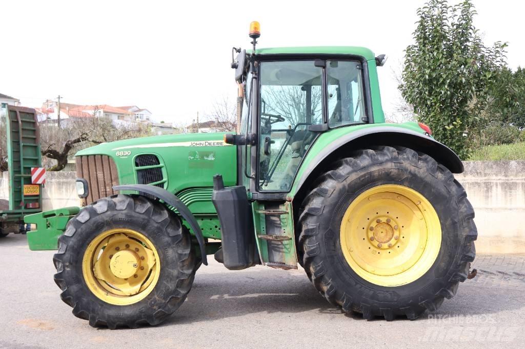 John Deere 6830 Трактори