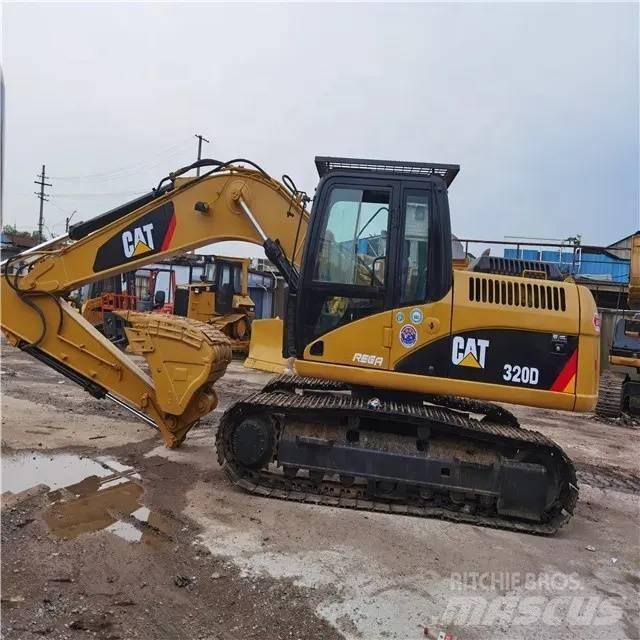 CAT 320 D Верижен екскаватор
