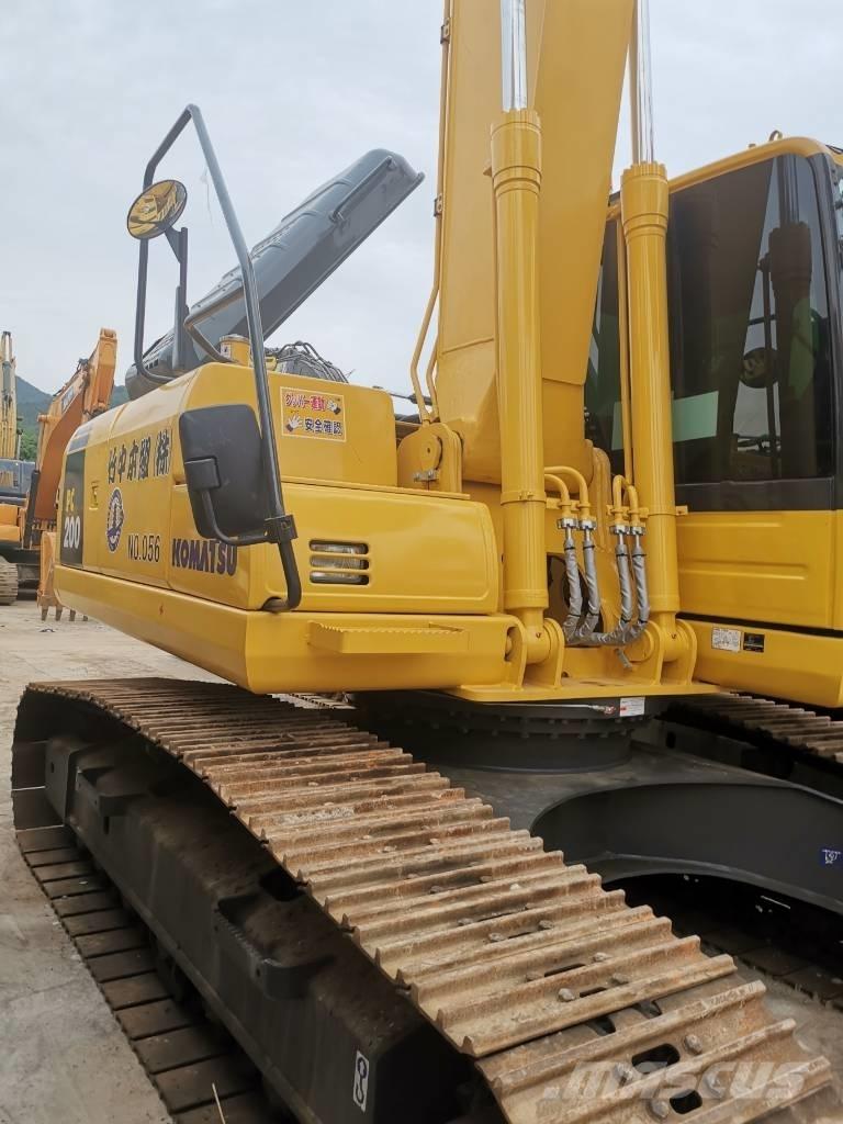 Komatsu PC 200 LC-8 Верижен екскаватор
