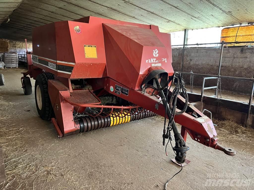 Hesston 4600 Балопреси квадратни
