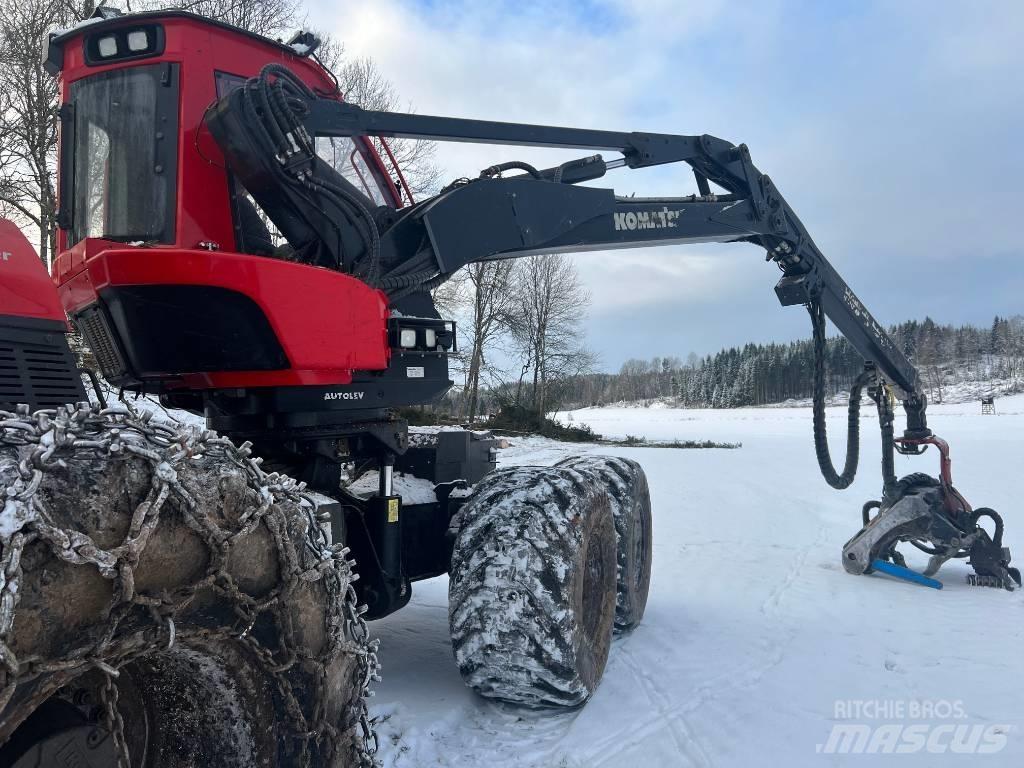Komatsu 951 Харвестери